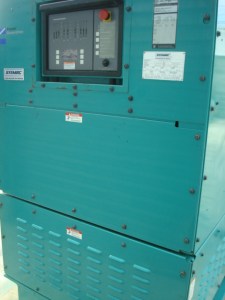 Cummins-Onan 2,500KVA - 1,800KW, DQKC Digital, año 2005 motor QSK60-G6 de 16 Cyl. con 3,600 horas, S=G010259335